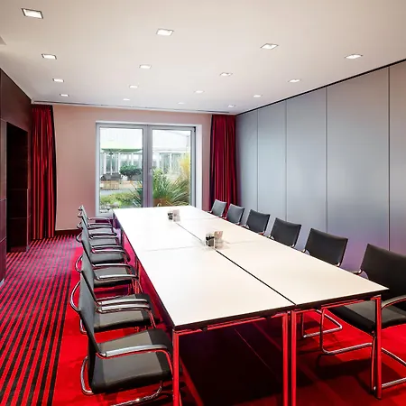Hotel Sheraton Airport 4*
