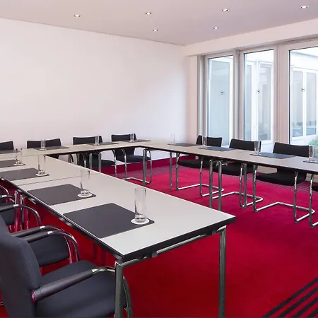 Hotel Sheraton Airport 4*