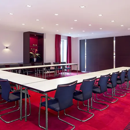 Hotel Sheraton Airport 4*