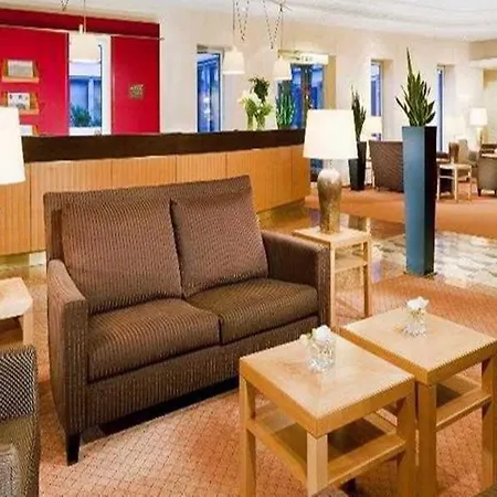 Hotel Sheraton Airport 4*