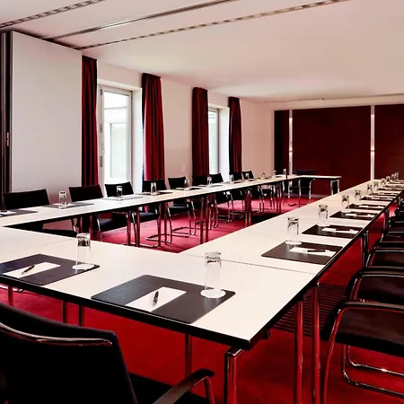 Hotell Sheraton Airport 4*