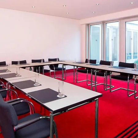 Hotel Sheraton Airport 4*