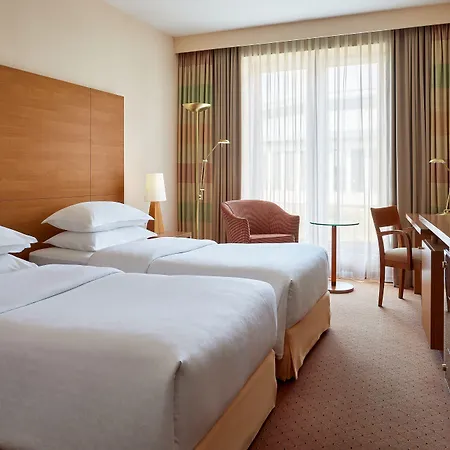 Sheraton Airport 4* דיסלדורף