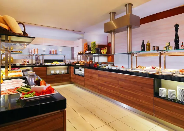 Hotell Sheraton Airport 4*