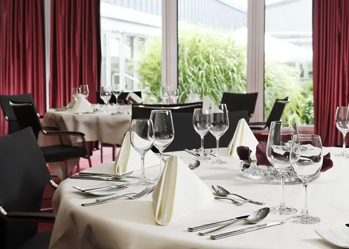 Hotell Sheraton Airport 4*