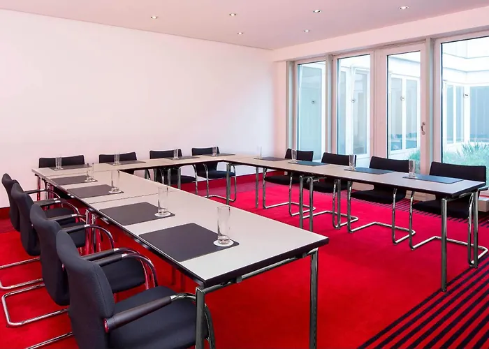 Hotell Sheraton Airport 4*