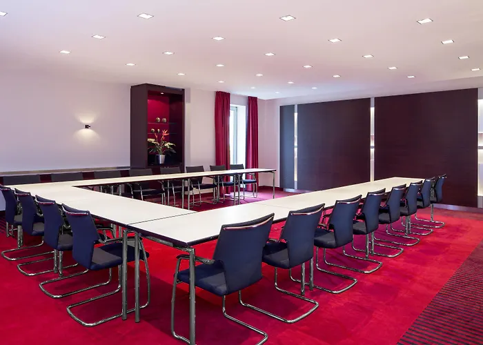 Hotel Sheraton Airport 4*