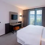 شيراتون إيربورت فندق دوسلدورف