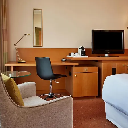 شيراتون إيربورت فندق دوسلدورف