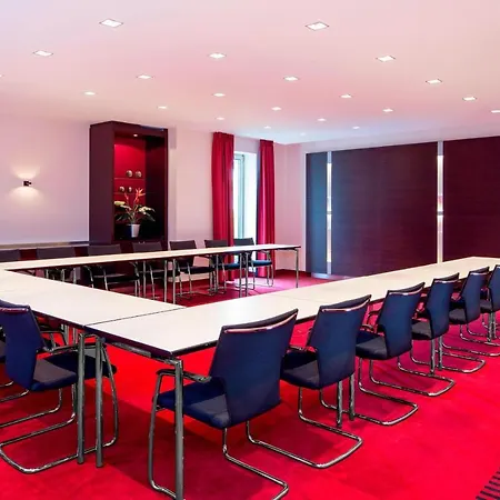 Hotel Sheraton Airport 4*